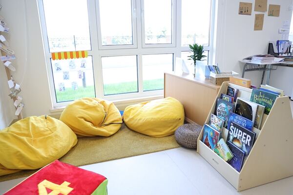 Grade 2 - Theme,Hiba Academy Nantong