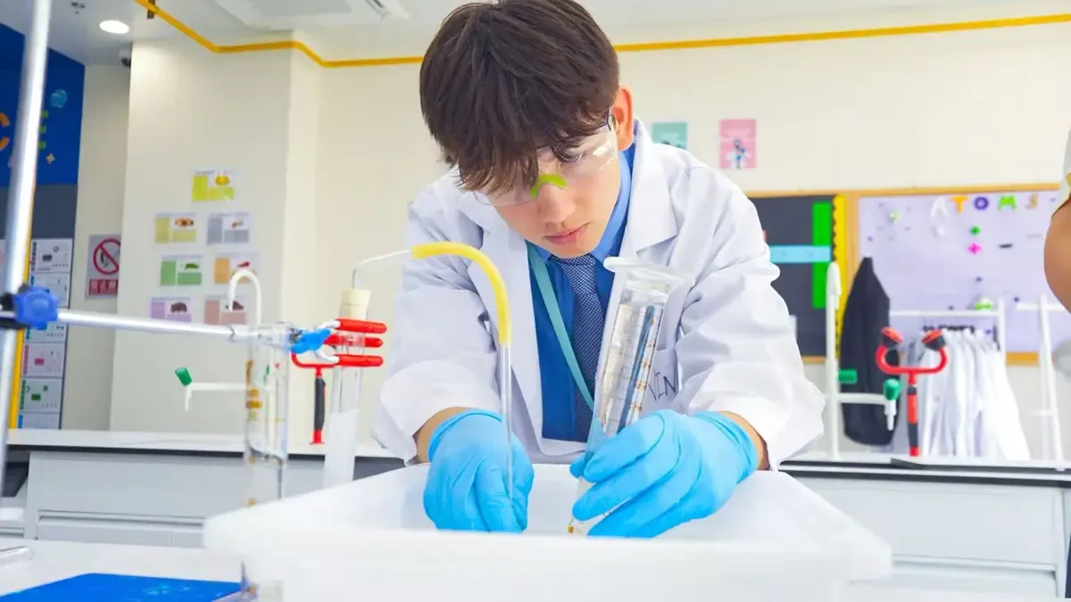 Sailing East with a Heart of Healing Dreams