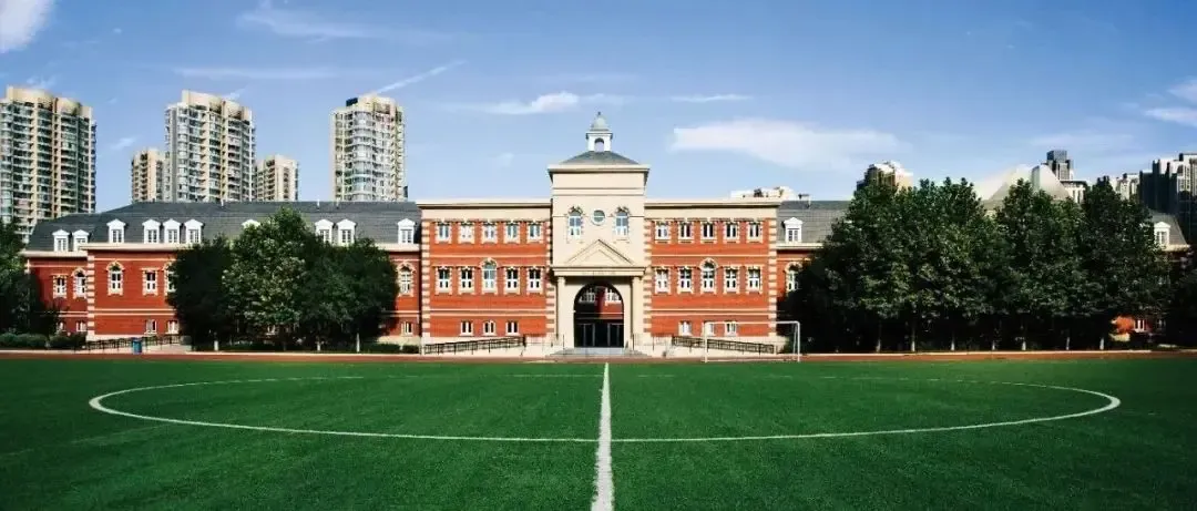 微软助力天津惠灵顿学校数字化教学，全面培育面向未来型学生人才