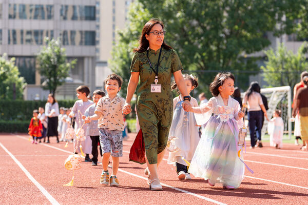 中秋文化周,天津惠灵顿外籍人员子女学校
