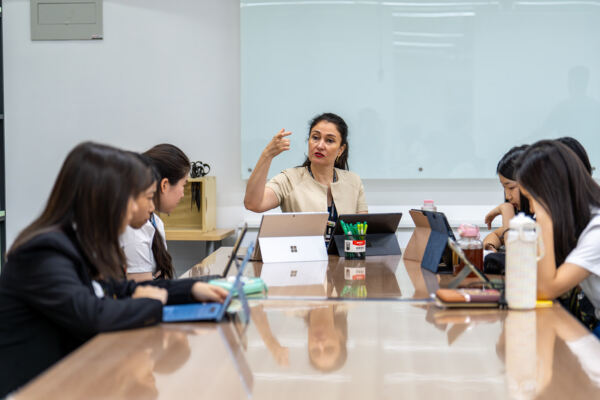 开学第一天,天津惠灵顿外籍人员子女学校