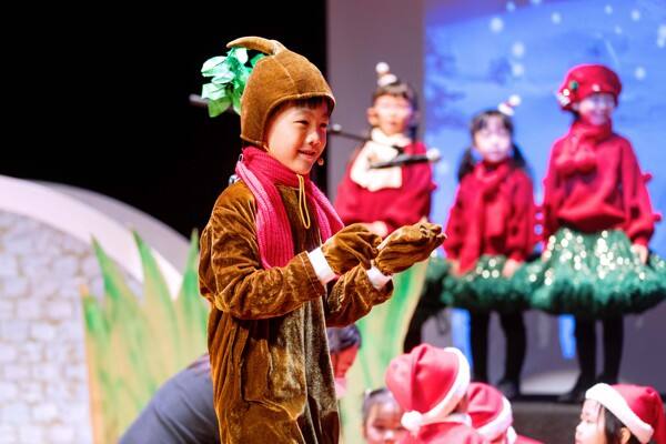 幼儿园圣诞秀,天津惠灵顿幼儿园