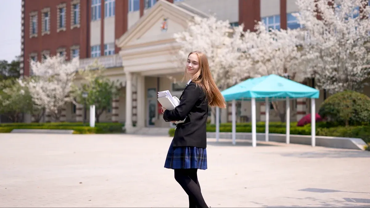 How Does Holistic Education Shape Our Pupil Stars?