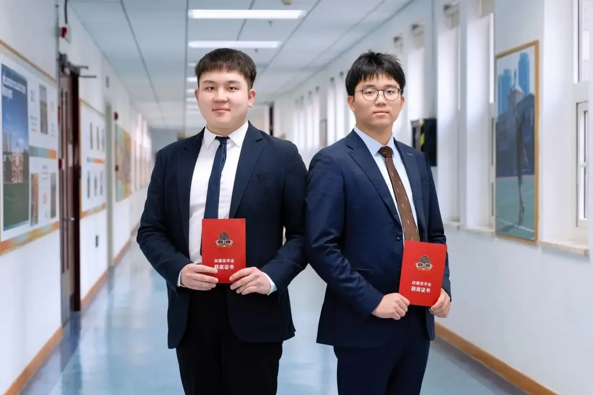 祝贺!惠灵顿天津校区两位学子喜获叔蘋奖学金
