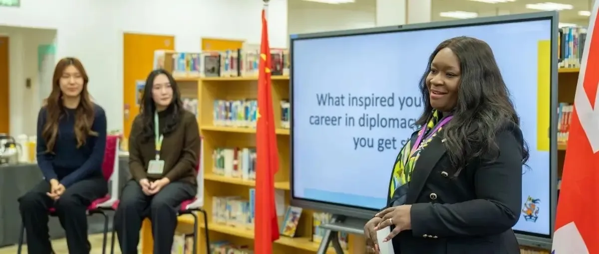 Pupil Leadership Team Q&A with UK Deputy Consul General