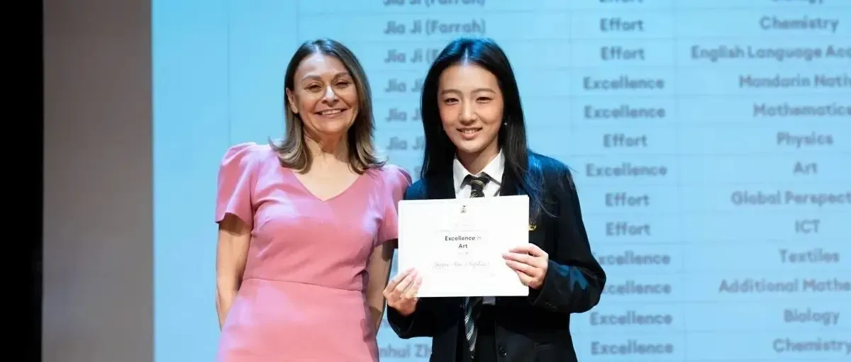 IGCSE中国区最高奖|天津惠灵顿学子Sophia的艺术成长之旅